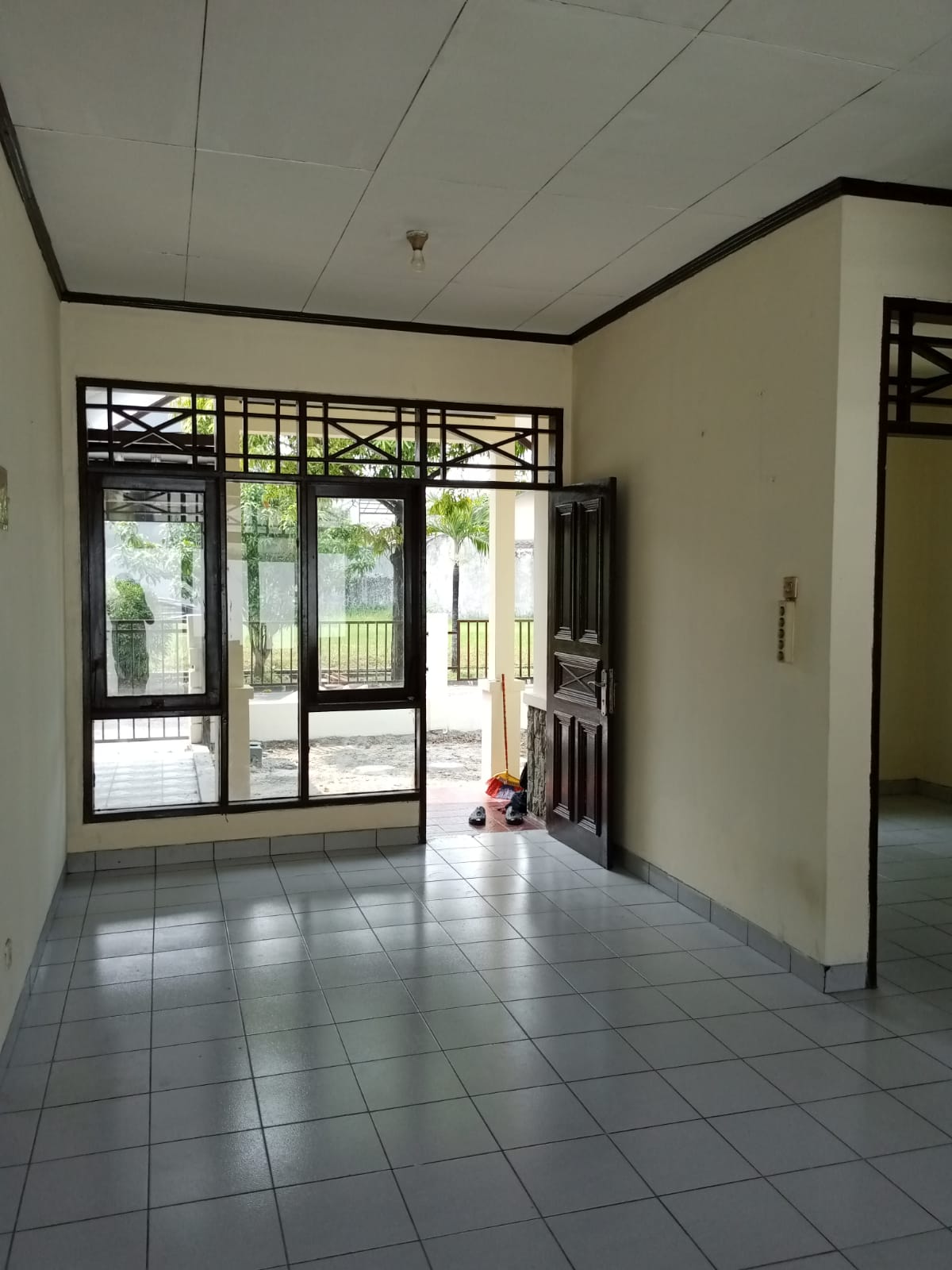 Rumah Dijual di Cluster Tropikana Jababeka Cikarang 